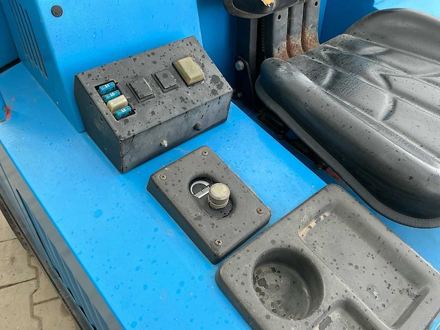 2001 hako jonas 1450d zelfrijdende veegmachine - afbeelding 14 van  27
