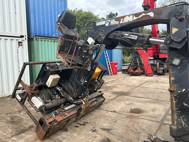 2001 hiab 220r trailer kraan - afbeelding 4 van  12