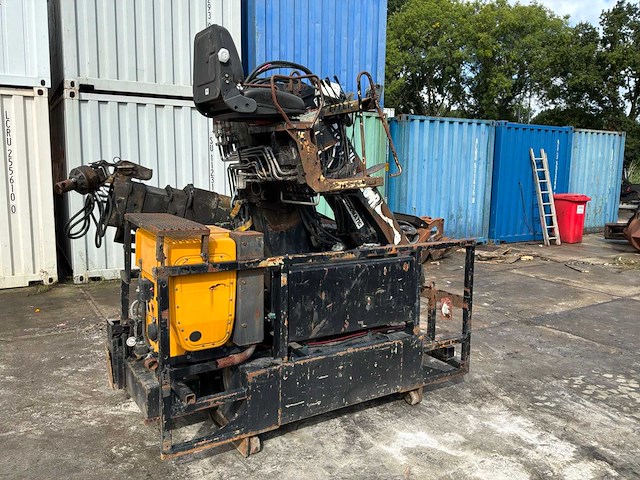 2001 hiab 220r trailer kraan - afbeelding 1 van  12