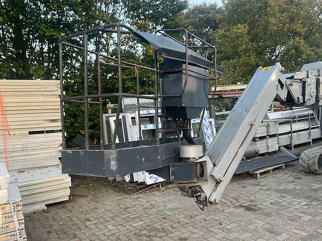 2001 hitachi hx 140 b hoogwerker - afbeelding 15 van  22