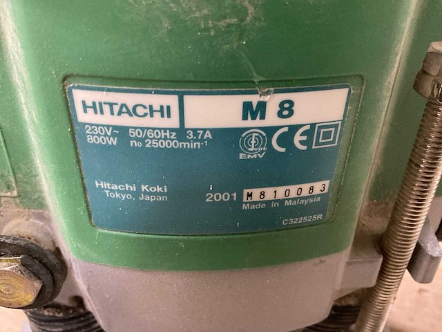 2001 hitachi m 8 bovenfrees - afbeelding 2 van  2