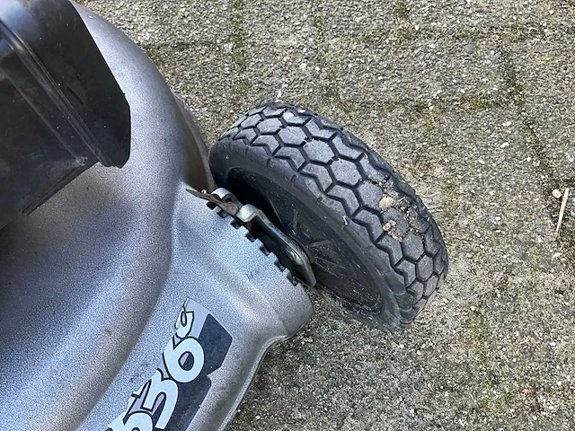 2001 honda hrd 536 chx grasmaaier - afbeelding 12 van  12