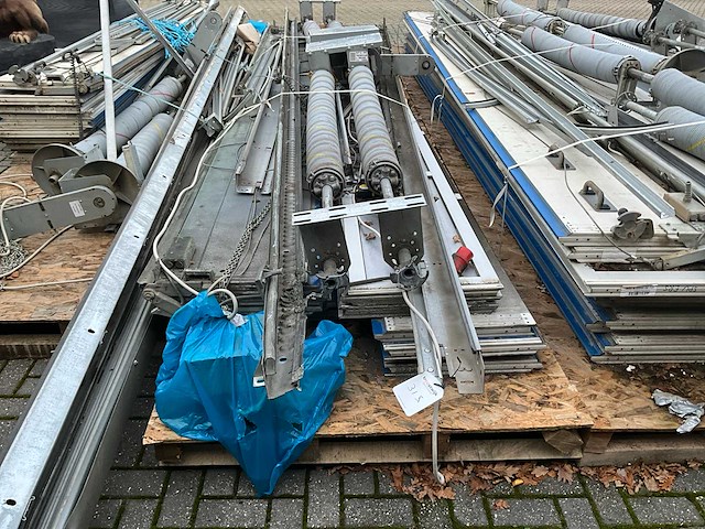 2001 hormann panelen roldeur - afbeelding 1 van  4