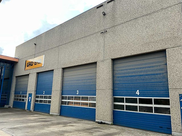 2001 hormann roldeur elektrische overheaddeur - afbeelding 1 van  5