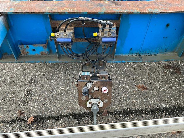 2001 hrd nt con container chassis ljz-09-x - afbeelding 9 van  24