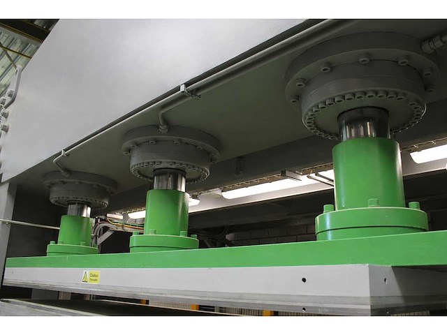 2001 hydraulische platenpers - afbeelding 10 van  12