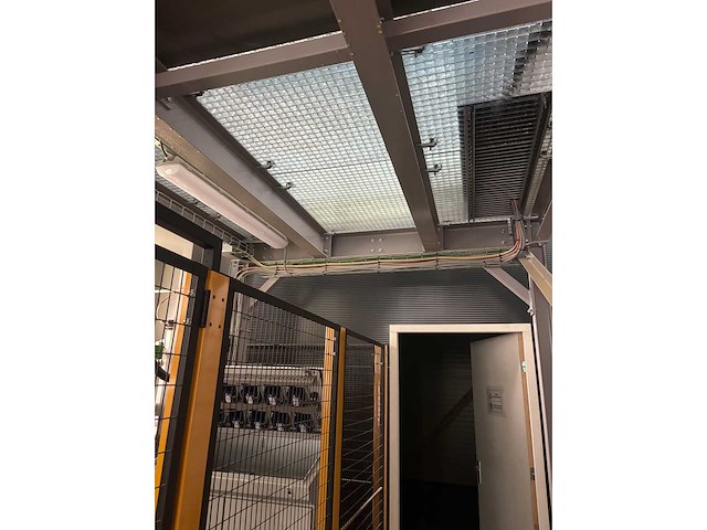 2001 hydraulische platenpers - afbeelding 12 van  12