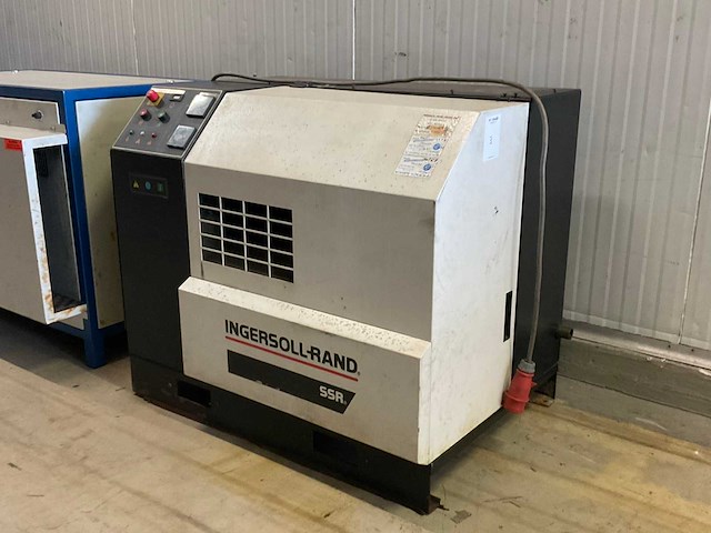 2001 ingersoll-rand mh15 schroefcompressor - afbeelding 1 van  7