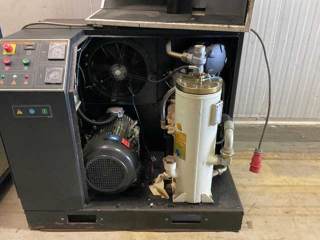 2001 ingersoll-rand mh15 schroefcompressor - afbeelding 3 van  7