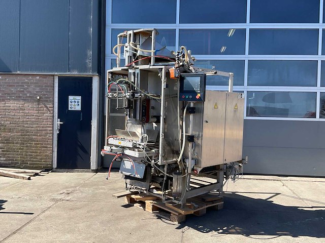 2001 inno-tech 4500 evo zakken vorm-, vul- en sluitmachine - afbeelding 1 van  13