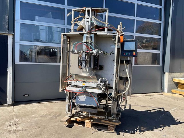 2001 inno-tech 4500 evo zakken vorm-, vul- en sluitmachine - afbeelding 9 van  13