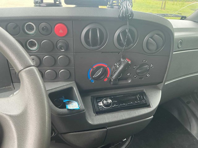 2001 iveco daily 40c13 375 veldhuizen be caravan combinatie - afbeelding 14 van  98