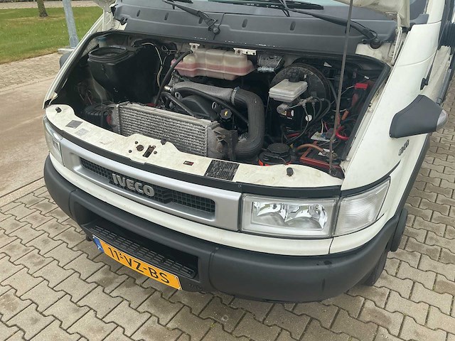 2001 iveco daily 40c13 375 veldhuizen be caravan combinatie - afbeelding 96 van  98