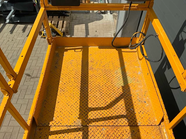 2001 jlg 3246e2 elektrische schaarhoogwerker – 11,75 m werkhoogte – 315 kg - afbeelding 16 van  19