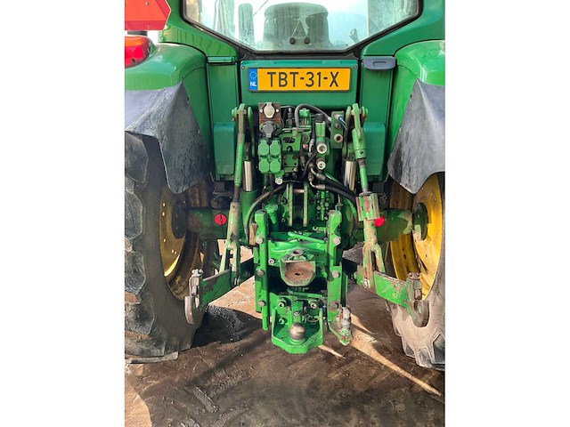 2001 john deere 6220 vierwielaangedreven landbouwtractor - afbeelding 2 van  29