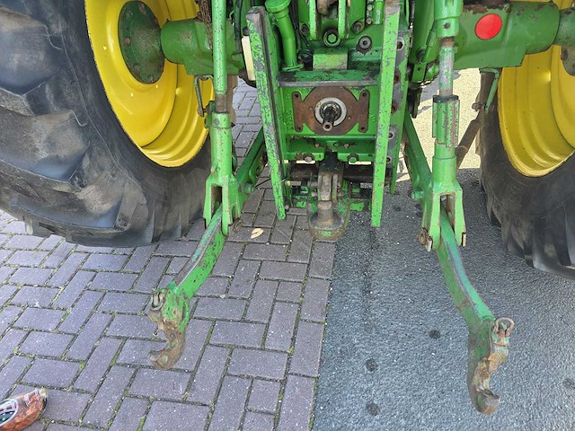 2001 john deere 6420s vierwielaangedreven landbouwtractor met voorlader - afbeelding 15 van  45