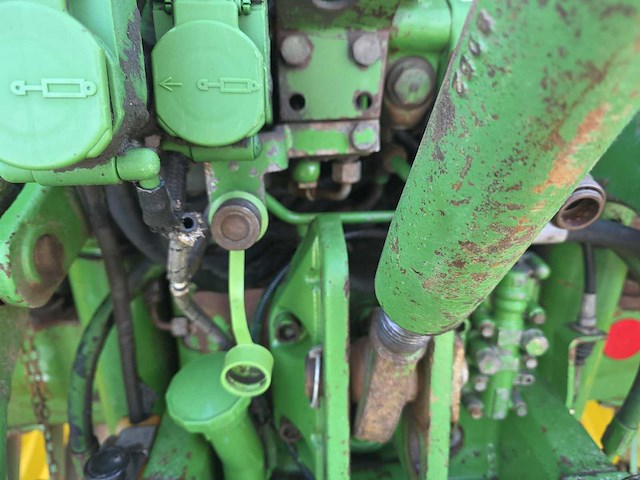 2001 john deere 6420s vierwielaangedreven landbouwtractor met voorlader - afbeelding 10 van  50