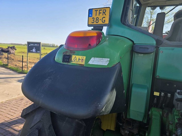 2001 john deere 6420s vierwielaangedreven landbouwtractor met voorlader - afbeelding 13 van  50