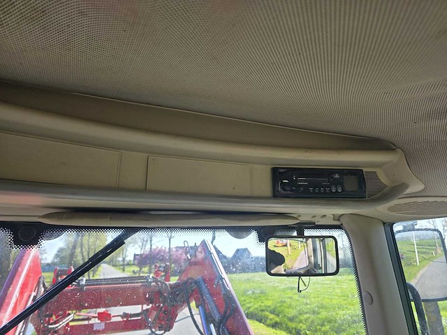 2001 john deere 6420s vierwielaangedreven landbouwtractor met voorlader - afbeelding 39 van  50