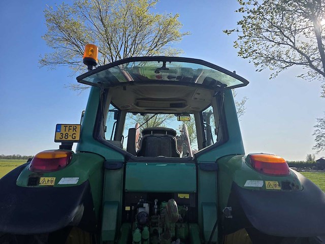 2001 john deere 6420s vierwielaangedreven landbouwtractor met voorlader - afbeelding 5 van  53