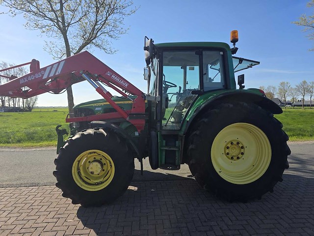 2001 john deere 6420s vierwielaangedreven landbouwtractor met voorlader - afbeelding 7 van  53