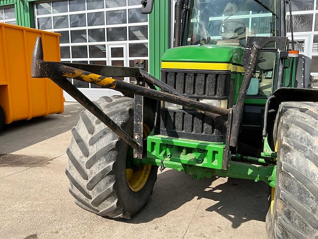 2001 john deere 6810 vierwielaangedreven landbouwtractor - afbeelding 11 van  29
