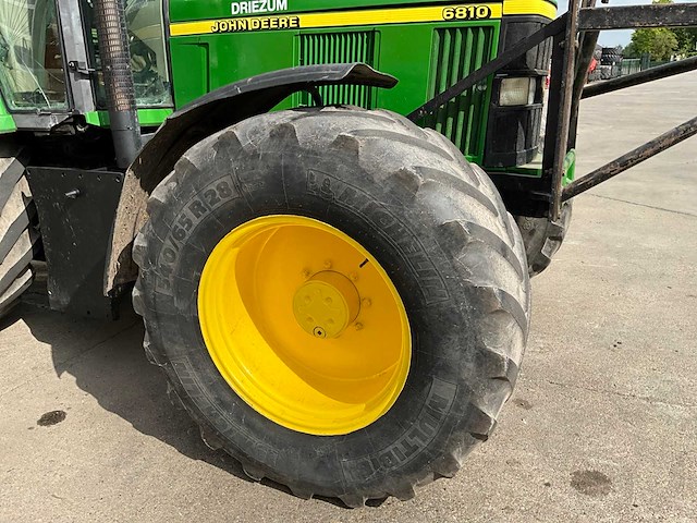 2001 john deere 6810 vierwielaangedreven landbouwtractor - afbeelding 14 van  29