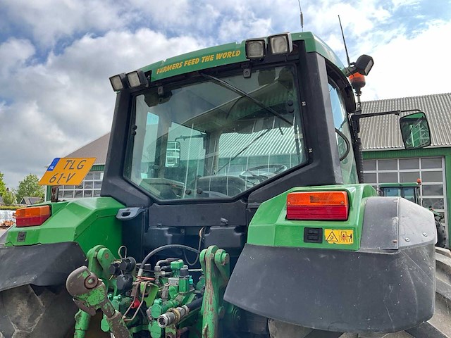 2001 john deere 6810 vierwielaangedreven landbouwtractor - afbeelding 19 van  29