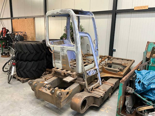 2001 komatsu cd 60-r roterende rupsdumper - afbeelding 29 van  31