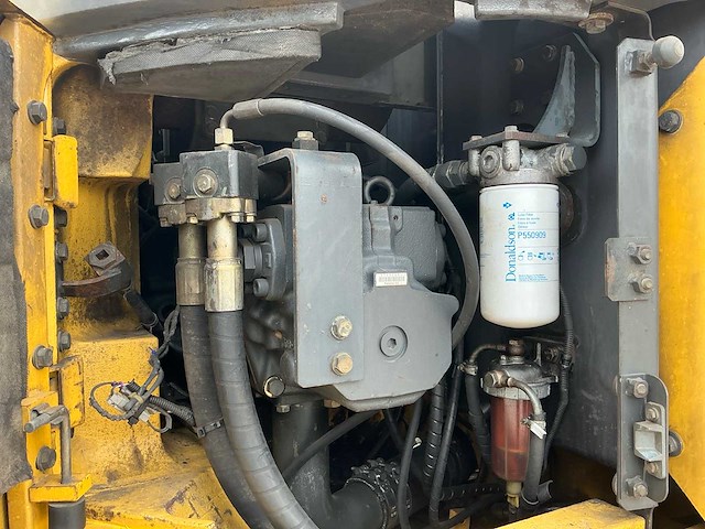 2001 komatsu pc228uslc-3 rupsgraafmachine - afbeelding 18 van  37