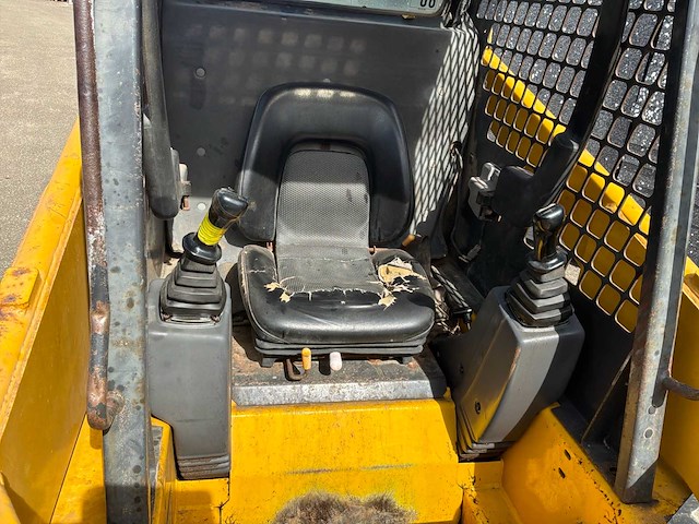 2001 komatsu sk07j shovel - afbeelding 12 van  23