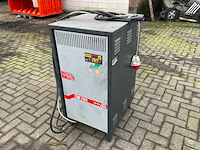 2001 lever tcp2s 24/240 acculader - afbeelding 1 van  8