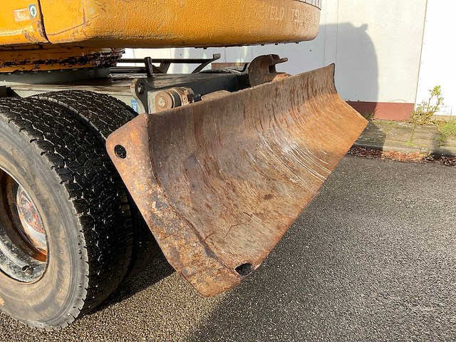 2001 liebherr a 900 b litronic banden graafmachine - afbeelding 11 van  50