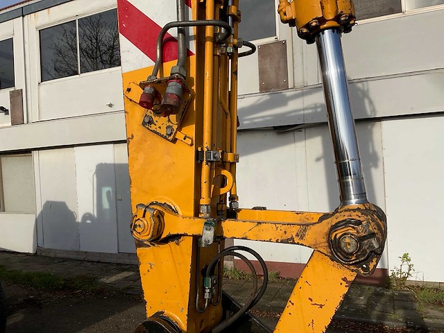 2001 liebherr a 900 b litronic banden graafmachine - afbeelding 13 van  50