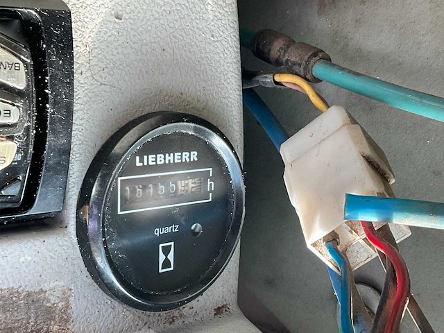 2001 liebherr a 900 b litronic banden graafmachine - afbeelding 33 van  50