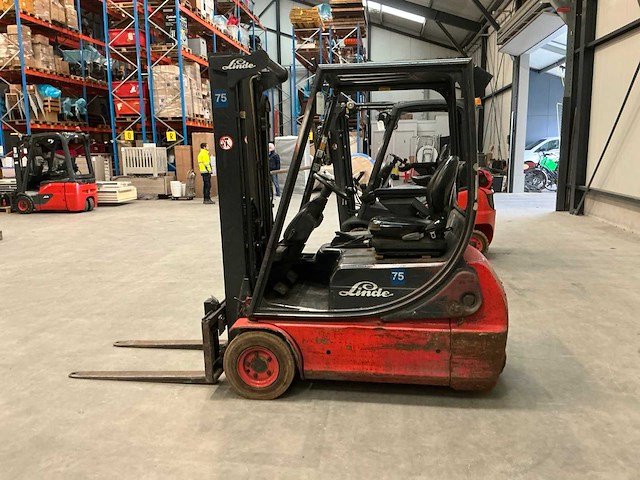 2001 linde e16c-02 vorkheftruck - afbeelding 2 van  19