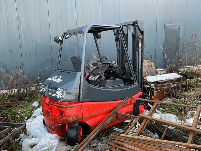 2001 linde e25 vorkheftruck - afbeelding 1 van  5