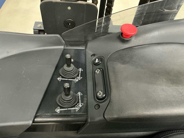 2001 linde r14 reach truck - afbeelding 2 van  18