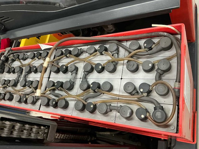 2001 linde r14 reach truck - afbeelding 10 van  18