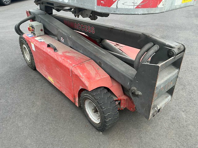 2001 manitou d 80 er schaar hoogwerker - afbeelding 9 van  15