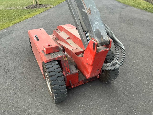 2001 manitou d 80 er schaar hoogwerker - afbeelding 32 van  34