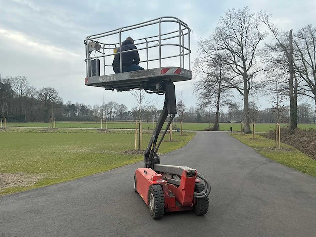 2001 manitou d 80 er schaar hoogwerker - afbeelding 14 van  16