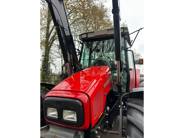 2001 massey ferguson 6255 vierwielaangedreven landbouwtractor - afbeelding 3 van  11