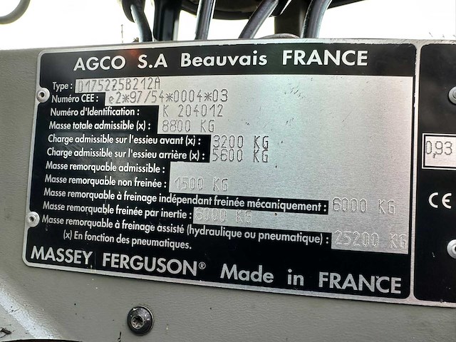 2001 massey ferguson 6255 vierwielaangedreven landbouwtractor - afbeelding 10 van  11