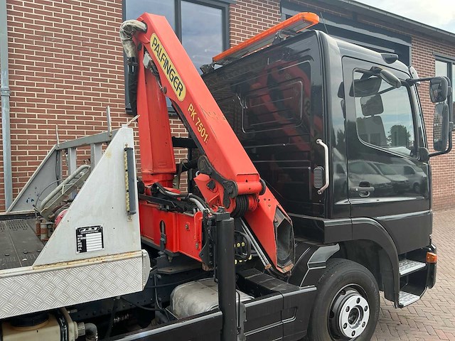 2001 mercedes-benz 1023l takelwagen met palfinger kraan - afbeelding 4 van  33