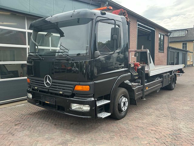 2001 mercedes-benz 1023l takelwagen met palfinger kraan - afbeelding 12 van  33