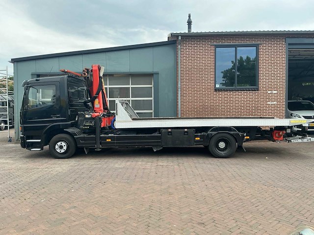2001 mercedes-benz 1023l takelwagen met palfinger kraan - afbeelding 30 van  33