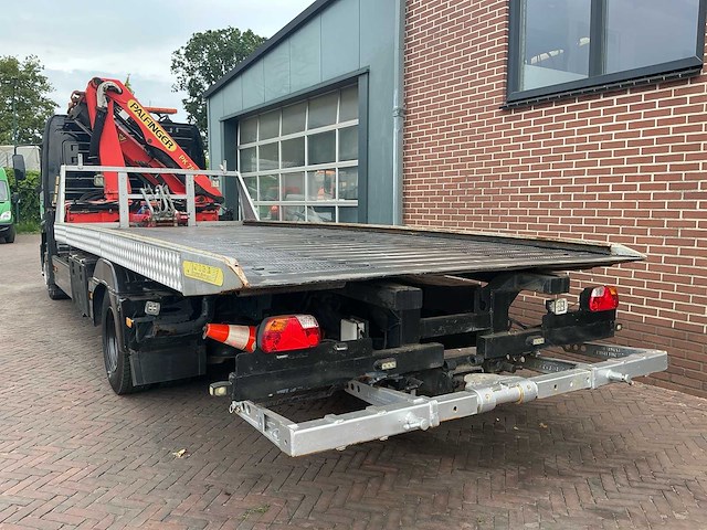 2001 mercedes-benz 1023l takelwagen met palfinger kraan - afbeelding 32 van  33