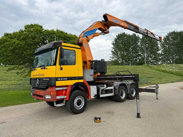 2001 mercedes-benz actros 6x6 vrachtwagen - afbeelding 1 van  48