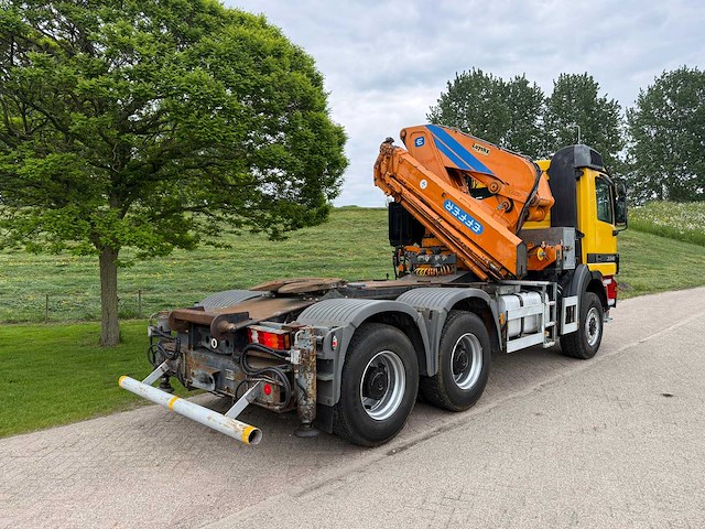 2001 mercedes-benz actros 6x6 vrachtwagen - afbeelding 39 van  41